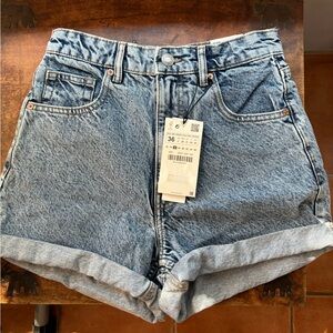 Zara mom fit Jean short